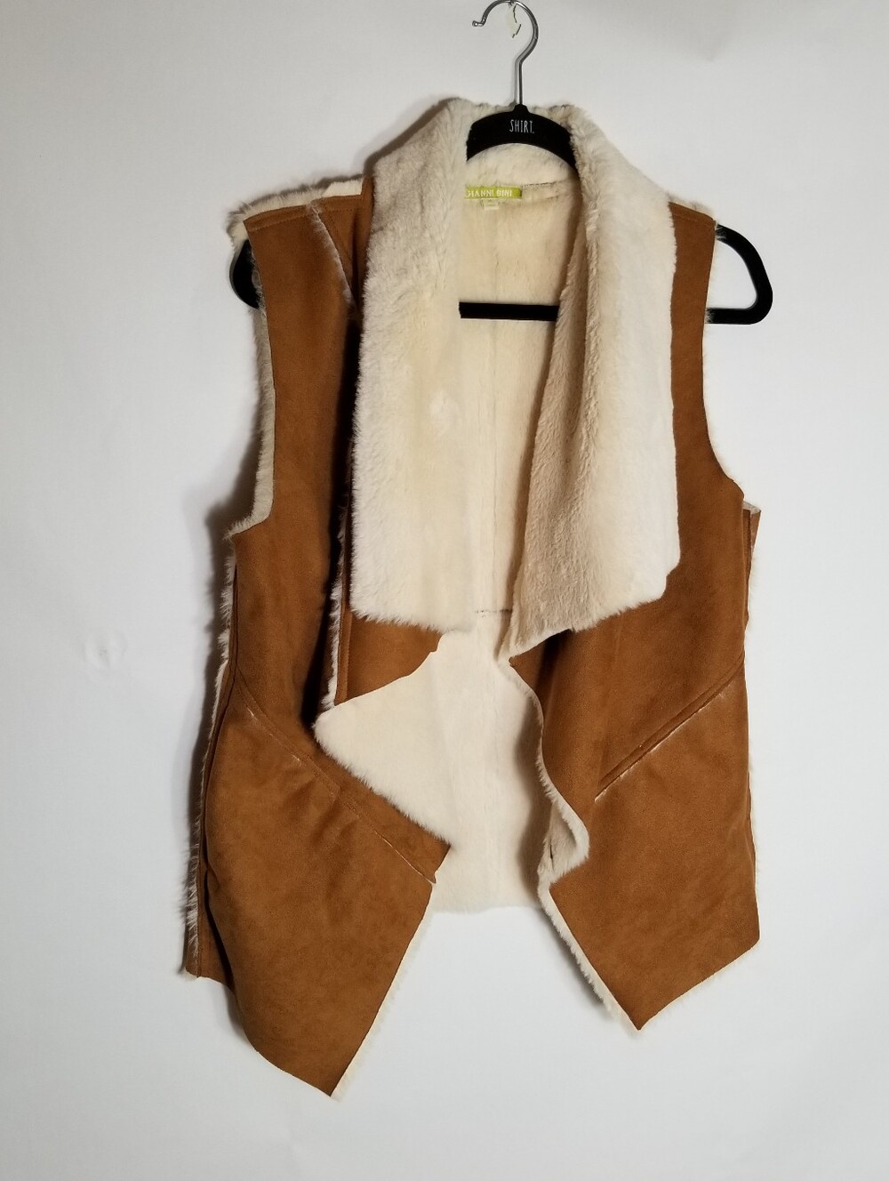 Gianni Bini Faux Suede Fur Sleeveless Vest Women's Medium Tan Cream Super Soft